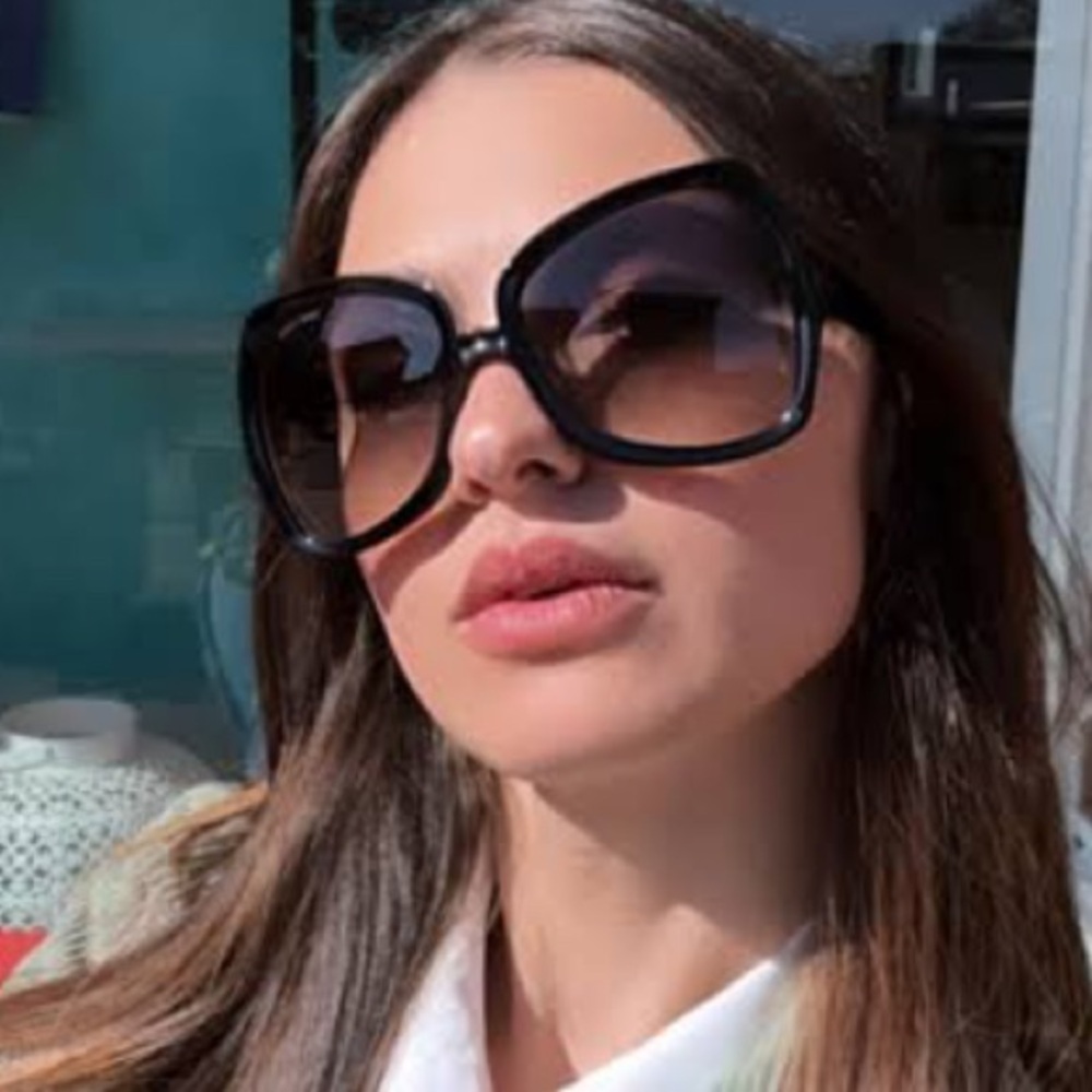 Excluded Tom Ford Sunglasses, New 295 - Picture 5 of 5